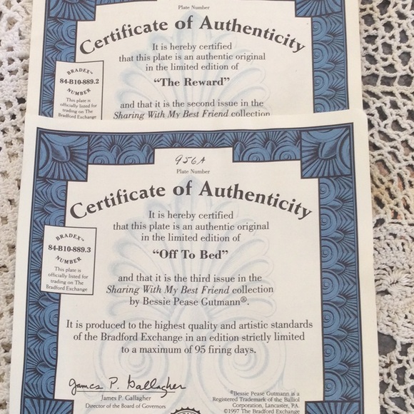 Set of 2Bessie Pease Gutman Bradford Exchange plates. Babies and puppies 1997. - Picture 6 of 6